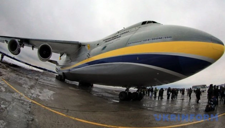 Дрон з вибухівкою біля літака Ан-124 у Лейпцигу: що відомо про наслідки