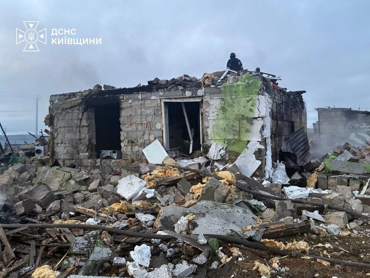 Наслідки російської атаки у Фастівському районі Київської області